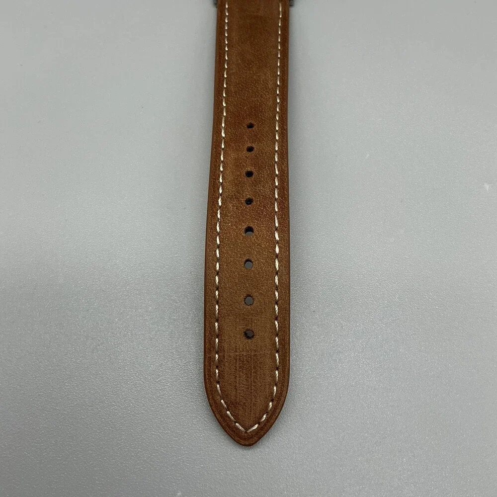 Daniel Wellington Mens Watch 41mm White Dial Brown Leather Classic New Battery